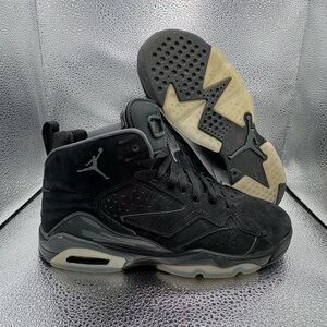 Air Jordan MVP Chrome Anthracite Black Sneakers, Size 6Y / 7.5W DZ5577-001